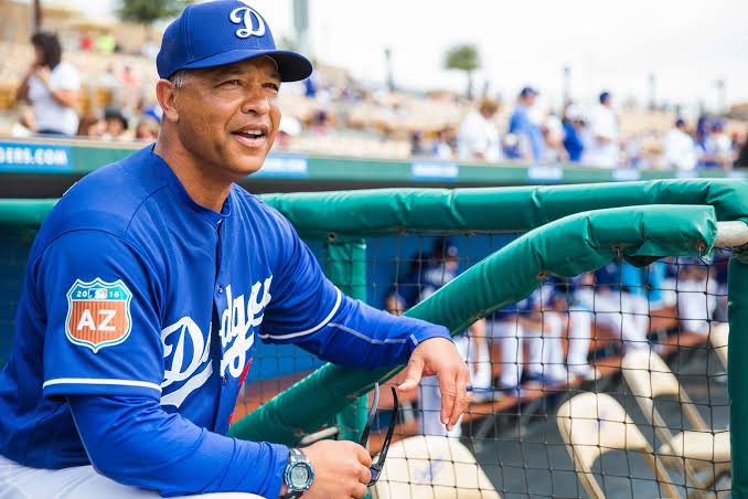 Dave Roberts and the Importance of Baseball's Middle Managers | The New Yorker