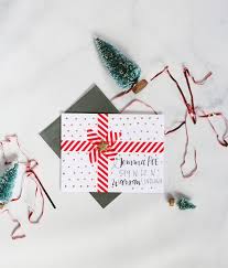 Christmas Inspired Envelopes That Are Perfect For Sending Holiday Wishes Holiday Envelopes Christmas Envelope Art Christmas Card Envelopes