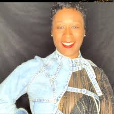 Shanice Carter's Instagram, Twitter & Facebook