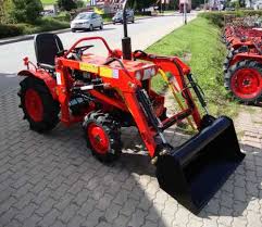 Kubota kleintraktor traktor kubota b1181 18,0ps mit hydraulischem schneeschild 120 cm. Kleintraktor Allrad Kubota B7001 Mit Frontlader Motorgerate Fritzsch Gmbh