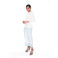 Learn more about malaysian baju kurung below. Amar Amran Kurung Kedah Dewi Shopee Malaysia