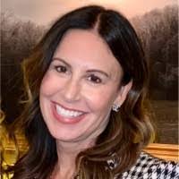 Tami Smith's Instagram, Twitter & Facebook