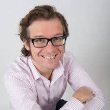 Alex Dye's Instagram, Twitter & Facebook