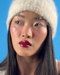 Il nostro Fondotinta 16K✨ è il Super🔝 di questo periodo nel consueto  appuntamento "SUPER TOP💯 e SUPER FLOPPONI😩👎" sul canale YouTube della  Beauty Influencer Giulia Cova ❣ ☑ Completamente NO TRANSFER ☑