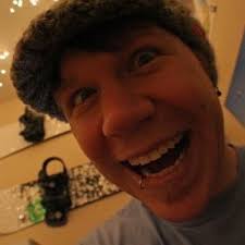 Ryan DeWitt (@ryno_wineo)