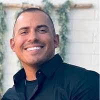 Jeff Stender's Instagram, Twitter & Facebook