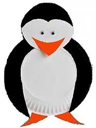 Ihr könnt den pinguin entweder an euer fenster kleben oder ein kleines loch in den kopf machen und einen faden durchfädeln, um den. Pappteller Pinguin Kindergaudi
