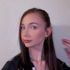 Allie Milligan's Instagram, Twitter & Facebook