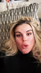 Jamie Dykstra's Instagram, Twitter & Facebook