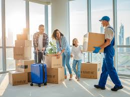 How to Move During Peak Season in UAE | Stress-Free Tips