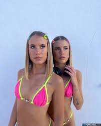 Angela & Francesca Pedretti / Pedrettitwins / pedrettitwinsss Nude OnlyFans  Leaked Photo #2 - Fapomania