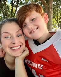 The Florida Summer heat is in full swing 🌞🔥🔥🔥 and just in time for  Football and Cross Country Season. Man is it HOT out here!!! Hope everyone  is having a great Back-to-School