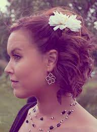Short Hair Updos For Wedding Coiffure Mariage Carre Plongeant Coiffure Mariage Carre Coiffure Coupe Carre