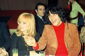 Paris match | publié le 16/11/2011 à 23h17. L Emouvant Hommage De Julien Clerc A France Gall Son Amour De Jeunesse