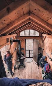 Pin By Scott Justman On Cabin Life Tiny House Cabin Cabin Small Log Cabin