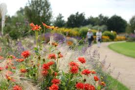 Hobbygärtner und pflanzenexperten können sich in über 40 mustergärten über gestaltungsmöglichkeiten und neue gartentrends informieren. Eghn Park Der Garten