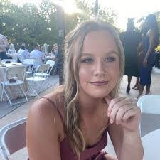 Darla Deckard's Instagram, Twitter & Facebook