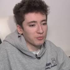 A teenager having a seizure in the UK was saved by an online gamer 5,000  miles away in Texas