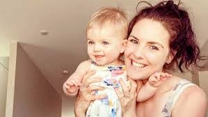 Amanda Burritt's Instagram, Twitter & Facebook