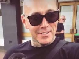 Toby Mitchell's surprise cameo in movie length pilot Monk 458