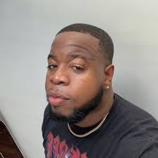 Tabitha Evans (@Nique_83)