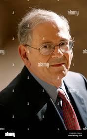 TURING11 029 LH.JPG Robert Kahn is one of the co-founders of the Internet  and is being honored (along w/ co-founder Vinton Cerf) with the Toring  Prize. It is sort of the equivalent