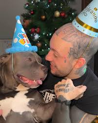 Mum is cool with Daddio hanging with the kids ! Real cool !