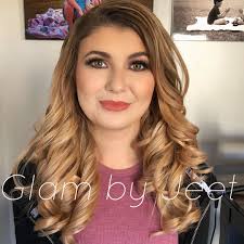 This morning's gorgeous makeover for Karla Mason Boudoir 😍 We used the  amazing tarte cosmetics ready, set, radiant spray to bring some glow to her  skin along w MAC Cosmetics strobe cream