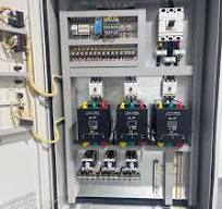 Kabinet Daya Kustom 2000A Panel Distribusi Daya Industri Busbar