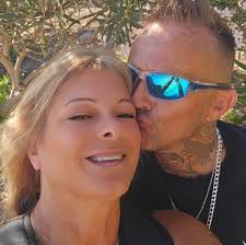 Coping with the loss of a dad during Christmas