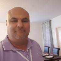 Elias Farhat's Instagram, Twitter & Facebook