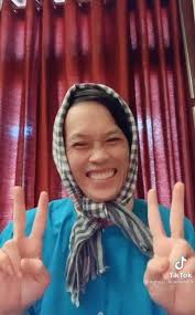 Join facebook to connect with hoài linh and others you may know. Nghá»‡ SÄ© Hoai Linh Láº­p Tiktok Thu Hut LÆ°á»£t Follow Khá»§ng