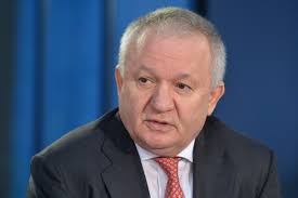 Adrian Porumboiu, atac devastator la fotbalistul care l-a acuzat că i-a  înjurat soția și copilul: „Probleme psihice! Jocurile de noroc, pariurile  și cămătarii l-au traumatizat, că avea să le dea bani!” |