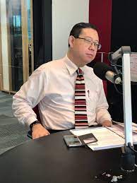 There are certainly still plenty of spreadsheets and documents to view on his samsung. Bfm89 9 On Twitter Live In Our Studios On The Breakfast Grille Finance Minister Yb Lim Guan Eng Tune In Now