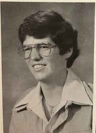 Memorial video for classmates who have passed away