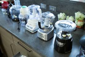 Cuisinart elite food processor is suitable for small kitchen tasks with its 250 watts motor. Can A Small Food Processor Do The Same Job As A Traditional One