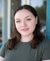 Natalie Crane's Instagram, Twitter & Facebook