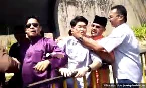 Kuala lumpur, dec 19 — khairy jamaluddin has resumed his mockery of an umno leader he once dubbed as having the iq of a carrot after the latter called for datuk seri najib razak to return and lead the party. Malaysiakini Kj Condemns Thuggish Behaviour Lokman Claims Umno Rescued Dap Student