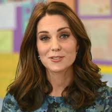 Niebywale smutne doniesienia mediów na temat księżnej Kate. Żona następcy  tronu Wielkiej Brytanii ma poważne problemy zdrowotne? Jej stan niepokoi.  Zycie