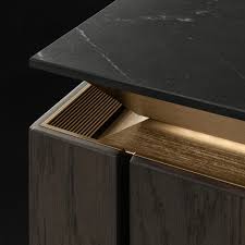 Siematic Slx Pure The New Siematic Slx Pure A Kitchen Concept That Sets New Standards Stunning Storage As The Inve Bronzeyemakeu 2020 Kulp Tasarim Dolaplar