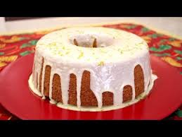 Calda De Laranja Com Leite Condensado Bolo De Laranja Com Cobertura De Leite Ninho E So Mexer Fofo Umido E Facil Isamara Aman Bolo De Laranja Bolo De Laranja Fofinho Receita Bolo De Laranja