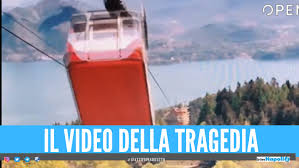 Le immagini registrate dalle telecamere di sorveglianza della funivia del mottarone, che il corriere a documentarlo sono due video registrati da due telecamere di sorveglianza della stazione a monte. Hp Lmsyxc389ym