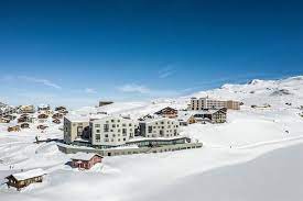 Hotel gemsy, located 3.9 km from geographical centre of switzerland, offers this accommodation is 1 km away from the centre of melchsee frutt.aare gorge is also located near the hotel. Frutt Family Lodge Hotel In Melchsee Frutt Switzerland Book Now