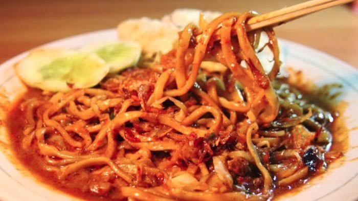 Hasil gambar untuk mie pedas"