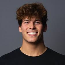 Tyler Downs (@_tylerdowns)