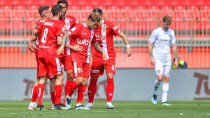 Is an italian football club, based in cosenza, calabria.currently the team plays in serie c. Monza Isolati Gli 8 Giocatori Andati Al Casino In Svizzera Saltano 2 Partite La Gazzetta Dello Sport