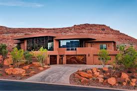 They are typically stucco construction, with a flat roof and rounded edges. 36 Most Favored Contemporary Desert Home Adobe Walls That Will Fit Any Home Images Decoratorist
