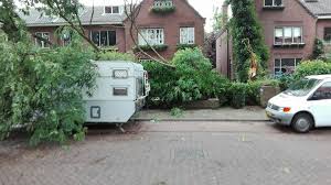 Jullie stuurden ons massaal foto's van het noodweer toe. Noodweer Nederland Noodweer Nl Twitter