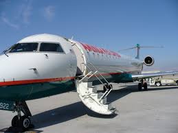 The larger of regional jets, the bombardier crj900, fly for several regional brands including delta connection. Datei Bombardier Crj 900lr Mesa Airlines Las Jpg Wikipedia
