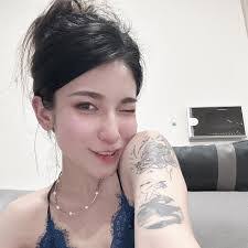 Kendra Ireland's Instagram, Twitter & Facebook